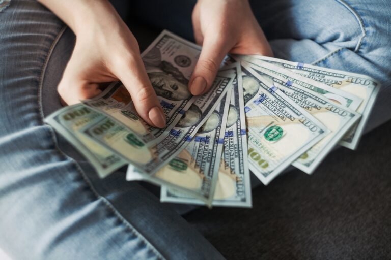 Personal Loans Explained: How They Work, Eligibility, Interest Rates, Pros, Cons, and Smart Borrowing Tips