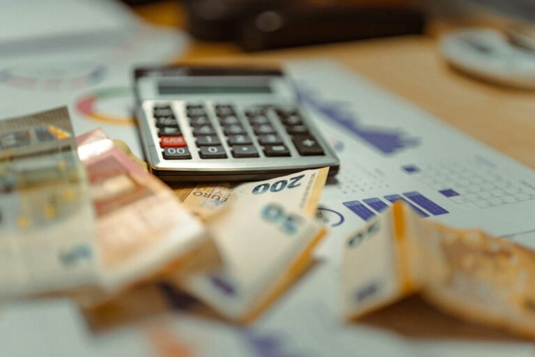 How to Create a Monthly Budget That Actually Works: A Step-by-Step Guide for Beginners