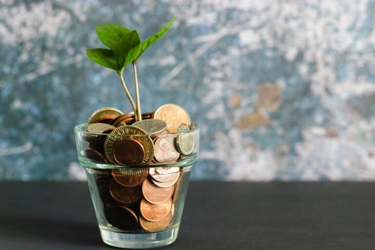 10 Smart Money Habits That Can Improve Your Financial Life